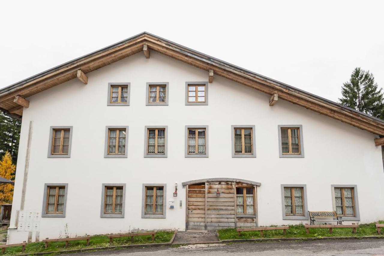 Villa S. Francesco - Stayincortina Cortina d'Ampezzo Exterior photo